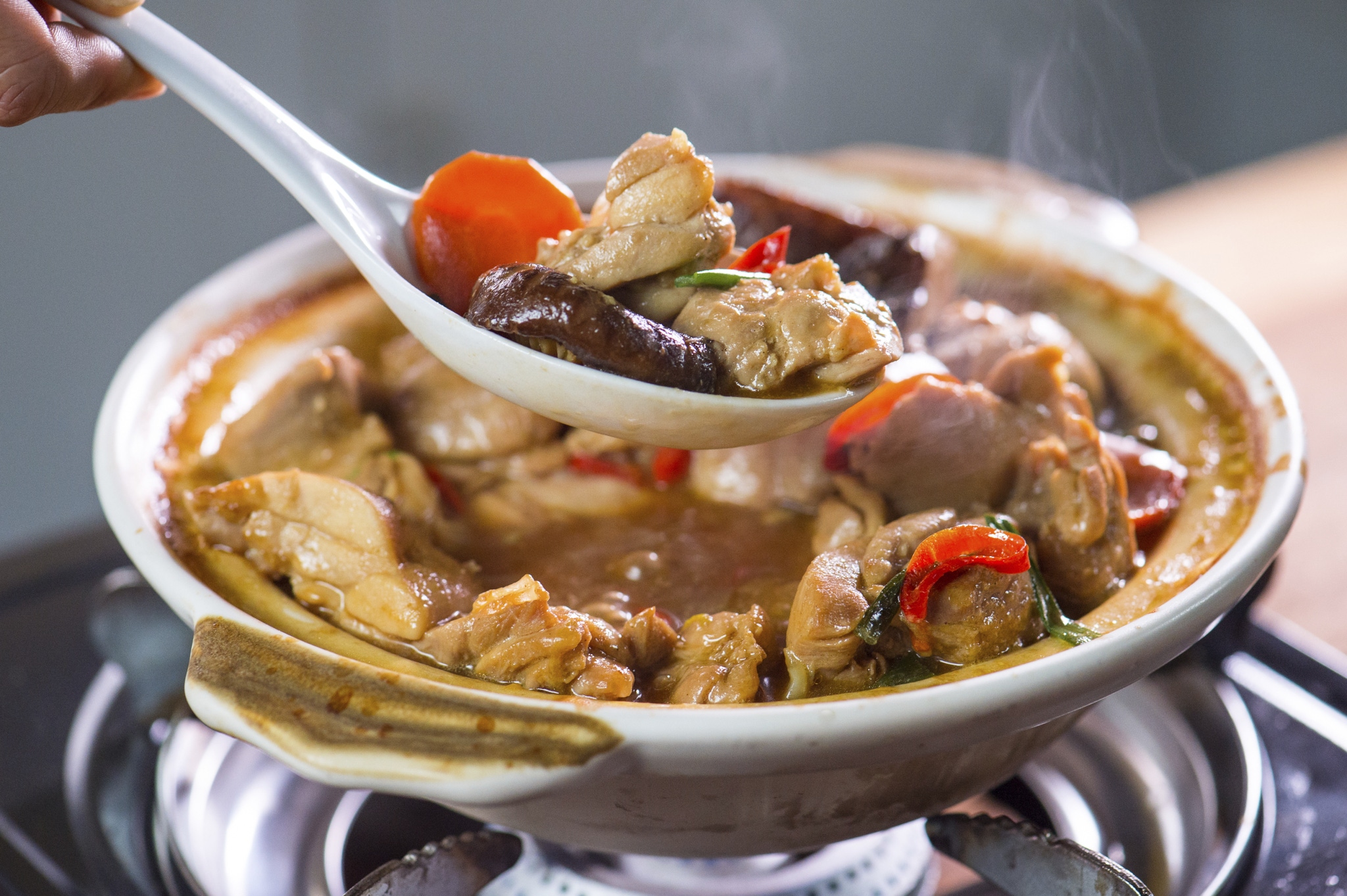 Ayam Claypot Dengan Sos Tiram MAGGI®