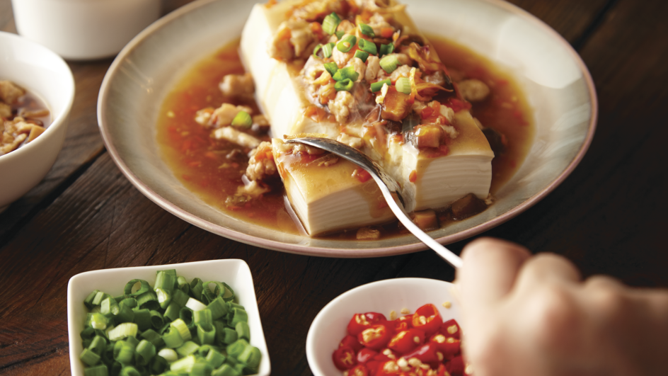 Simple Steamed Silken Tofu With Minced Chicken