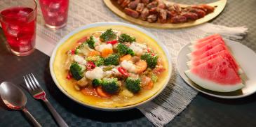 https://www.maggi.my/sites/default/files/styles/ln_search_recipe_resultdesktop/public/srh_recipes/c9f08e1caad781bc9c193c08a7577e33.jpg?h=a92f03cd&itok=xn35q47T