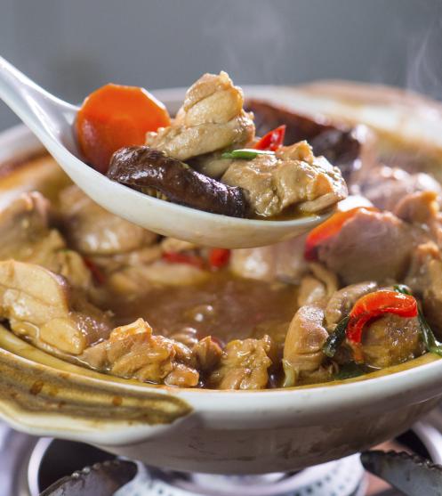 Ayam Claypot Dengan Sos Tiram MAGGI®