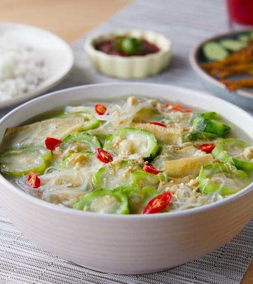 Luffa Soup with Beancurd Skin