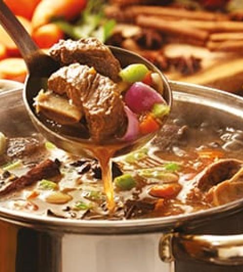 Nasi Dagang dengan Kari Ikan Tongkol dan Acar Jelatah