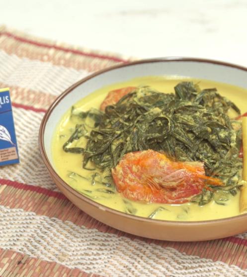 Tapioca Leaves in Creamy Coconut Gravy