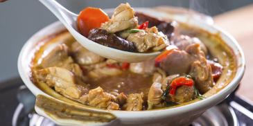 Ayam Claypot Dengan Sos Tiram MAGGI