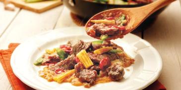 Tender Beef & Vegetable in Black Sauce