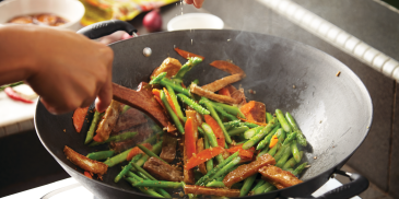 Appetizing Asparagus Stir Fried With Firm Tofu