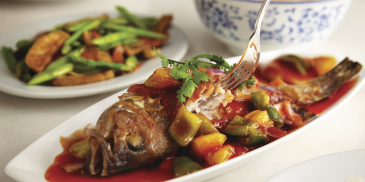 Perfectly Pan Fried Grouper With Juicy Sweet Sour Pineapple Sauce