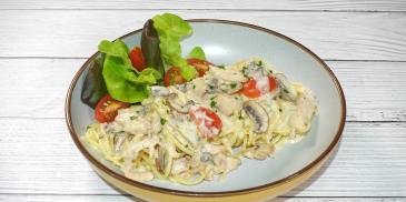 Pasta Alfredo Ayam