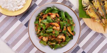 Stir Fry Winged Bean with Prawn