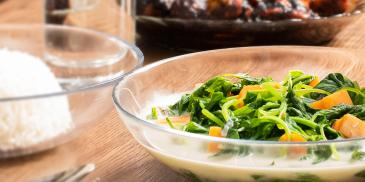 Spinach In Coconut Gravy With Sweet Potatoes