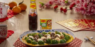 Labu Emas Puree dengan Brokoli dan Kekapis