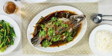 Ikan Kukus Halia dan Daun Bawang